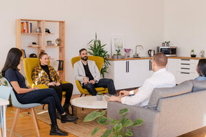 Darba intervija - komunikācijas triki, kas palīdz pārvarēt 3 interviju kārtas